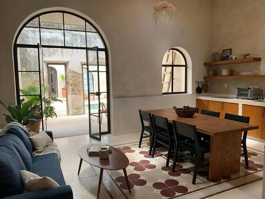 מרידה Newly Restored House “Casa Lohr” With Private Pool בית נופש