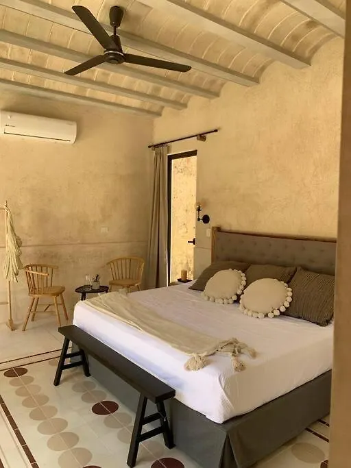 מרידה Newly Restored House “Casa Lohr” With Private Pool בית נופש